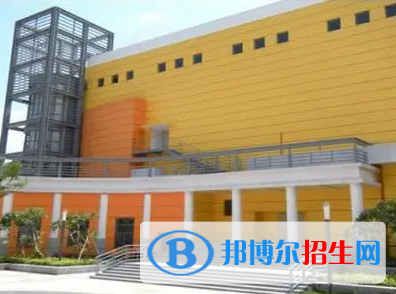 深圳科愛賽國際學?？孔V嗎2