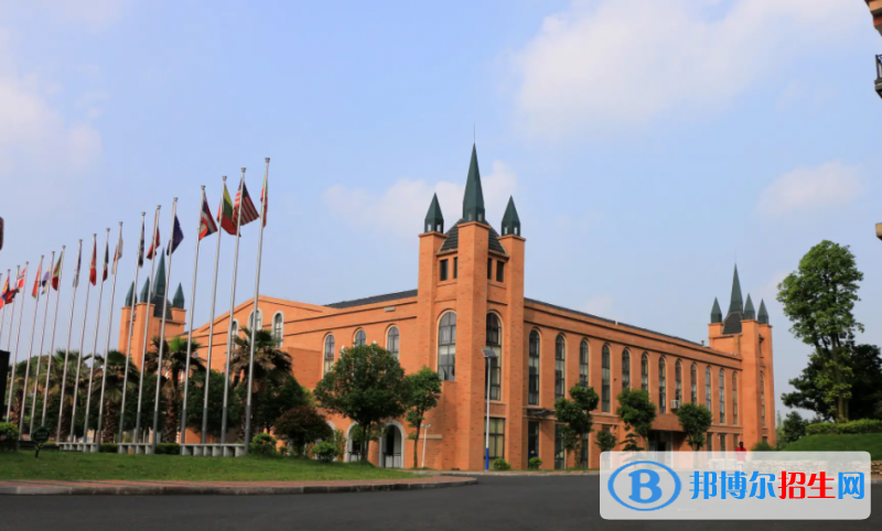 廣州英國學(xué)校初中部2023年課程體系