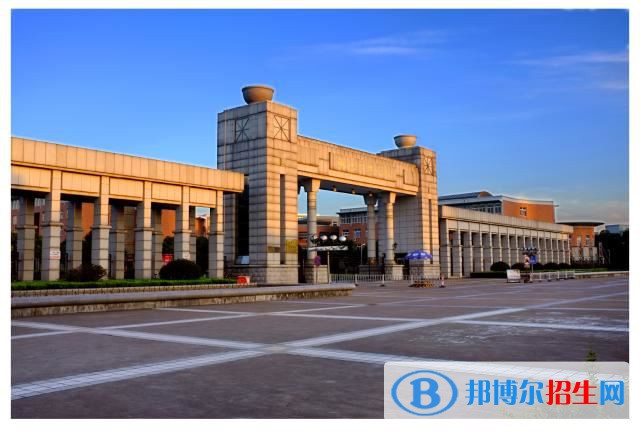 2022 浙江萬(wàn)里學(xué)院全國(guó)排名（浙江萬(wàn)里學(xué)院歷年全國(guó)排名）-2023年參考