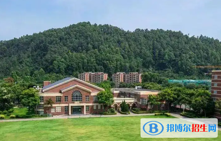 廣州美國人國際學校初中部2023年入學考試2