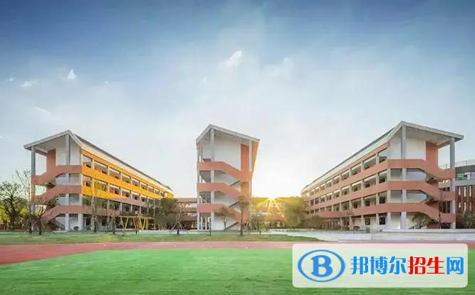 廣東惠州奧弗(國際)學(xué)校初中部2023年課程體系