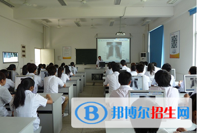 云南2023年衛(wèi)校開(kāi)設(shè)有哪些課程