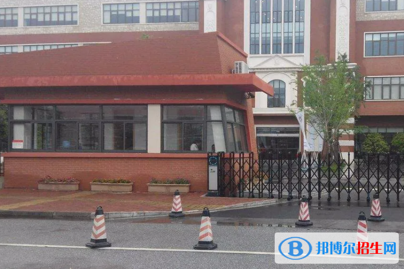 蘇州德威國際學校初中部2023年入學條件2