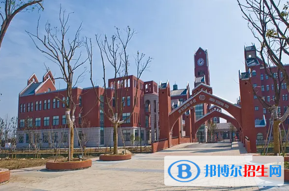 常熟國(guó)際學(xué)校初中部2023年入學(xué)條件2