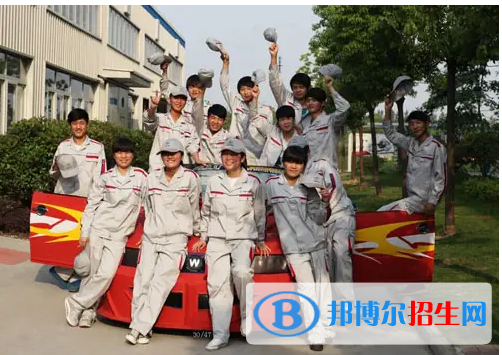  安徽2023年女生上汽修學校學什么專業(yè)好