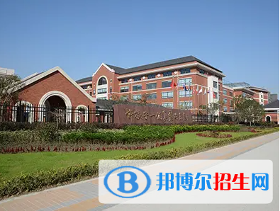 華東康橋國際學(xué)校初中部2023年報(bào)名時(shí)間2