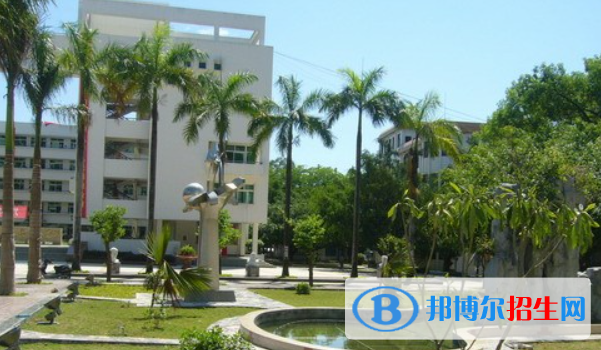 儋州市第一中學(xué)2023年報(bào)名條件、招生要求、招生對象 