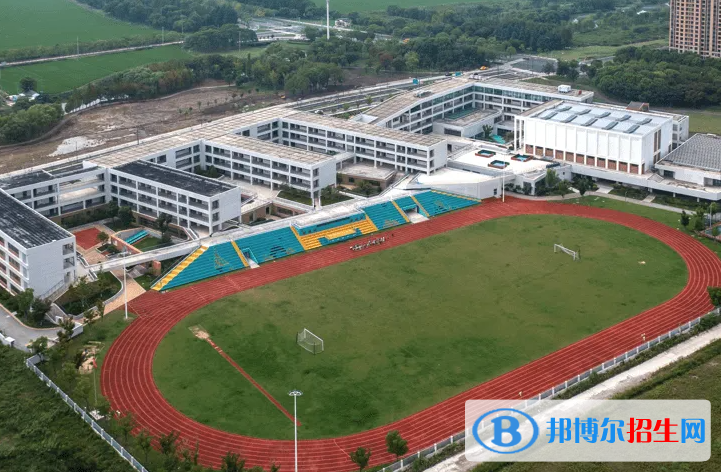華東康橋國際學(xué)校初中部2023年課程體系