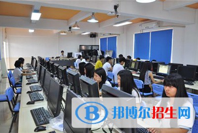 四川2023年計(jì)算機(jī)學(xué)校專業(yè)都有哪些