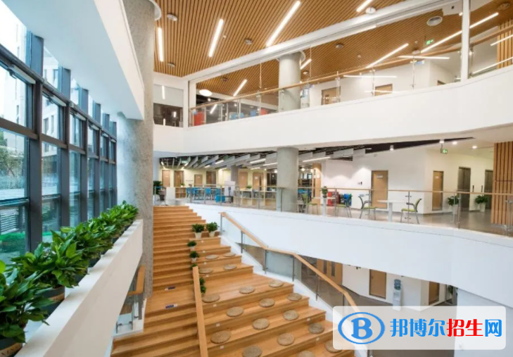 重慶耀中國際學(xué)校高中部2023年報名時間2