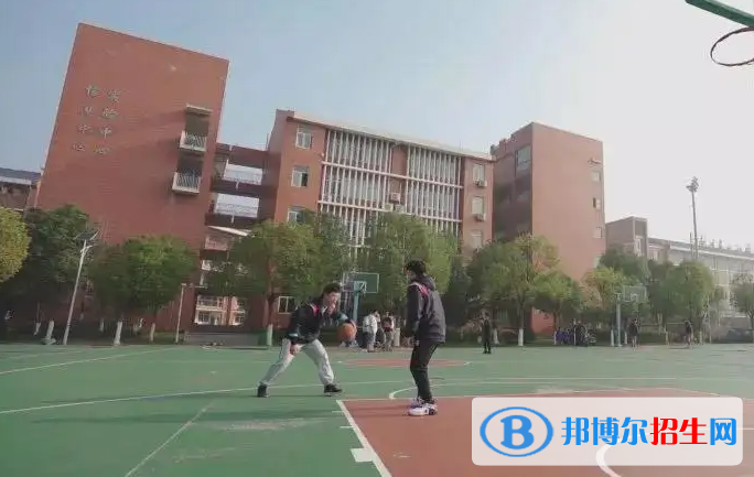南京第三高級中學(xué)國際部怎么樣2