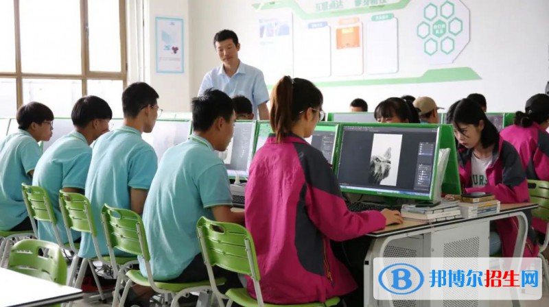 蘭州2023年計(jì)算機(jī)學(xué)校什么專業(yè)好
