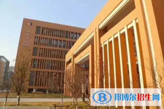 常州國際學(xué)?？孔V嗎2