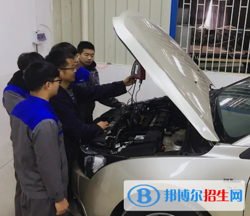 杭州2023年上中專學?？梢钥即髮W嗎