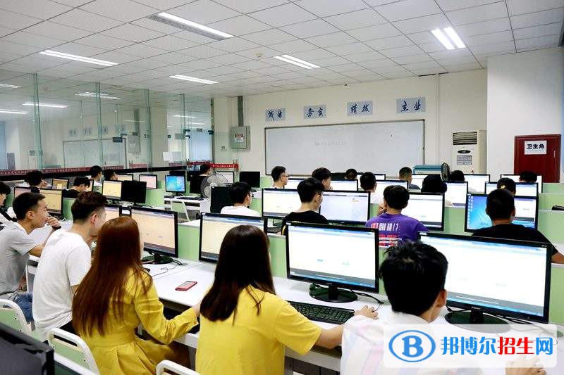 蘭州2023年計算機適合女生學嗎