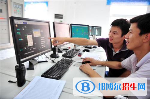 四川2023年上計算機學(xué)校學(xué)什么專業(yè)好
