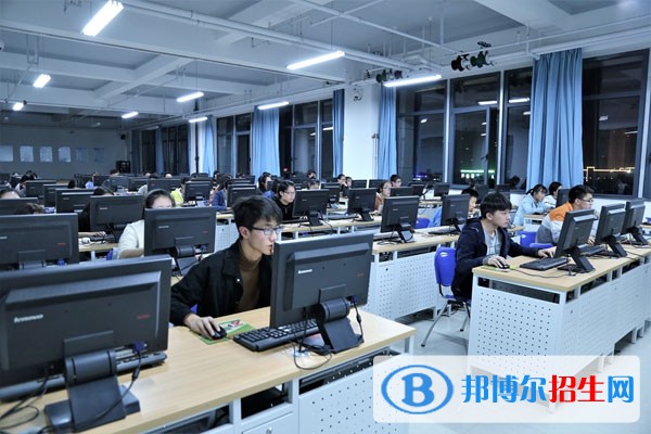 四川2023年中專計算機(jī)學(xué)校都有什么專業(yè)