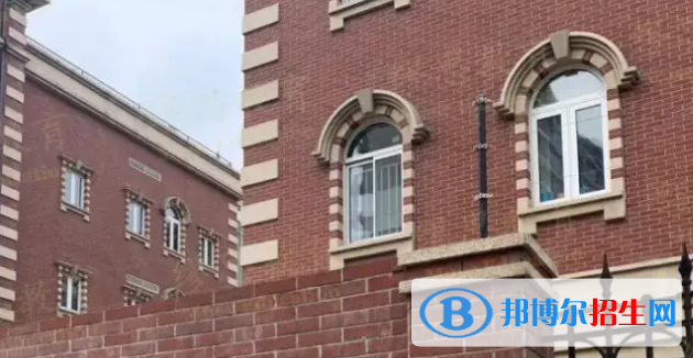 上?；蒽`頓國(guó)際學(xué)校2023年學(xué)費(fèi)標(biāo)準(zhǔn)2
