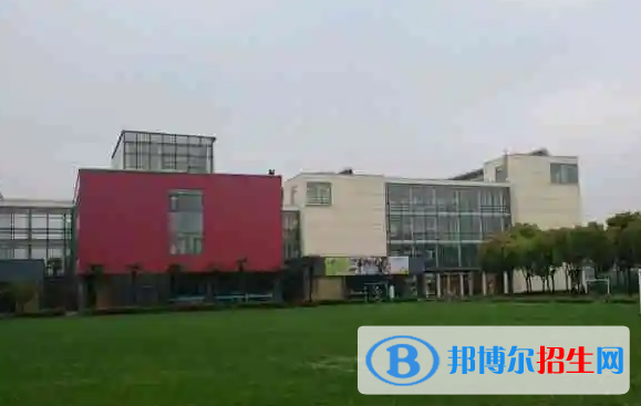 上海西華國際學(xué)校2023年報(bào)名時間