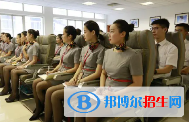 浙江2023年女生上中專學(xué)校學(xué)什么好