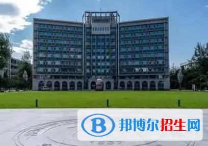 中國(guó)大學(xué)新聞學(xué)專業(yè)排名（2022研究型）