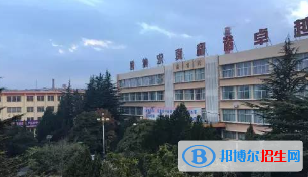 甘肅省慶陽(yáng)第一中學(xué)2023年招生錄取分?jǐn)?shù)線 