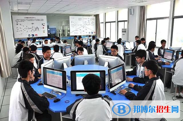 蘭州2023年去讀計(jì)算機(jī)學(xué)校學(xué)什么對以后好一點(diǎn)