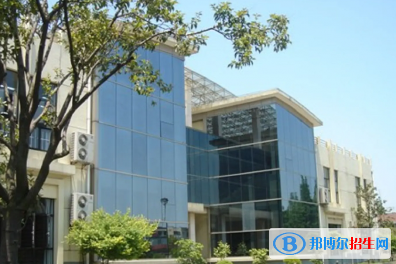 上海交通大學(xué)附屬中學(xué)國(guó)際部2023年入學(xué)考試2