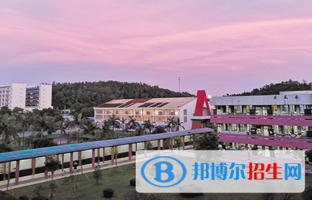 開平市長師中學(xué)、忠源紀念中學(xué)2022錄取分數(shù)線（2023參考）