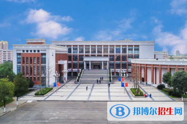 成都航空職業(yè)技術(shù)學(xué)院?jiǎn)握?023年招生簡(jiǎn)章