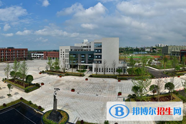 川南幼兒師范高等?？茖W(xué)校單招2023年學(xué)費是多少