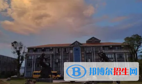 玉山縣信賴美術(shù)高級(jí)中學(xué)2022錄取分?jǐn)?shù)線（2023參考）