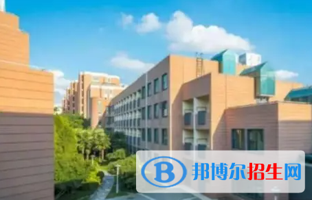 上海盧灣高級(jí)中學(xué)國(guó)際部2023年入學(xué)考試
