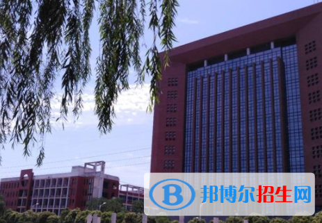河南科技學院是不是雙一流大學嗎？