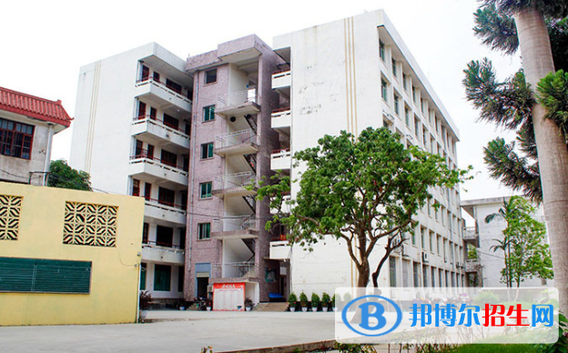 福建省新華技術(shù)學(xué)校2023年招生辦聯(lián)系電話