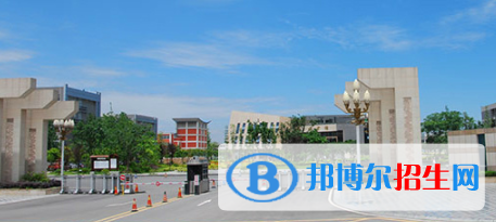 四川旅游學(xué)院是不是雙一流大學(xué)？