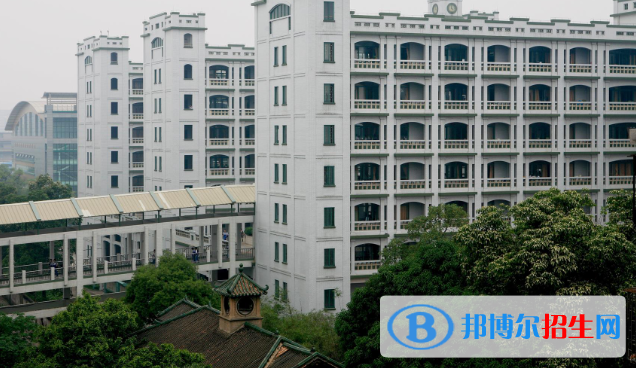 佛山市第一中學(xué)2023年學(xué)費(fèi)、收費(fèi)多少