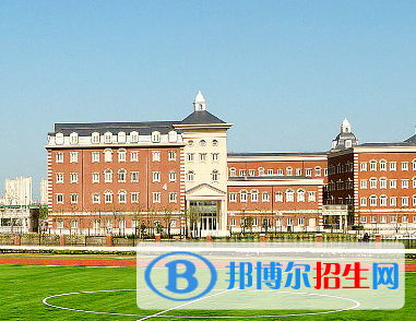 上?；蒽`頓國際學(xué)校初中部2023年報名時間