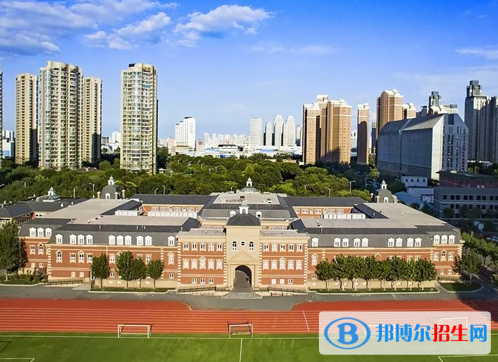 上?；蒽`頓國(guó)際學(xué)校初中部2023年入學(xué)考試