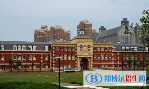 上?；蒽`頓國際學(xué)校初中部靠譜嗎2
