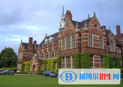 上海不列顛英國學(xué)校初中部2023年課程體系
