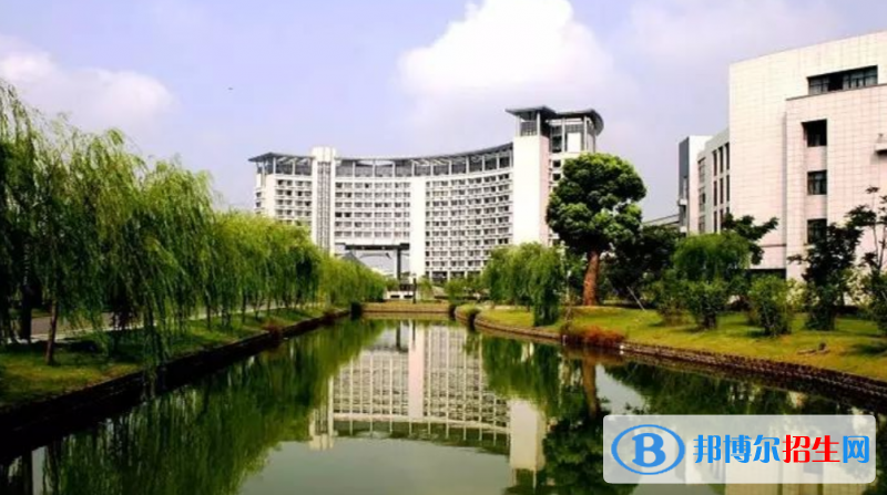 浙江工商大學(xué)杭州商學(xué)院是幾本？是985和211嗎？