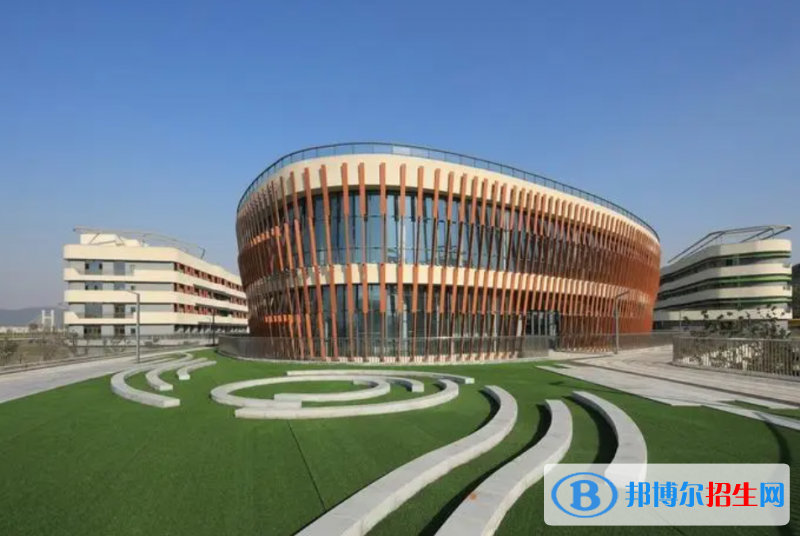 上海帕丁頓雙語學(xué)校初中部2023年報名時間