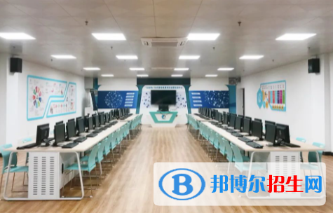 2023年廣東外語藝術(shù)職業(yè)學(xué)院（中專部）招生簡章