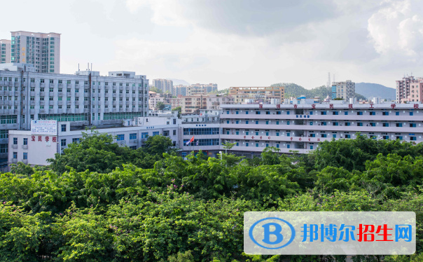 深圳寶民技工學(xué)校地址在哪里，哪個(gè)地區(qū)，哪個(gè)城市?
