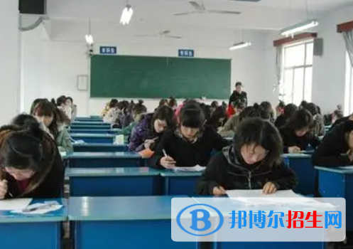 高考滿分作文：誠(chéng)信與善良（3篇）