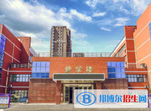 北京市對外貿(mào)易學(xué)校地址在哪里，哪個地區(qū)，哪個城市?