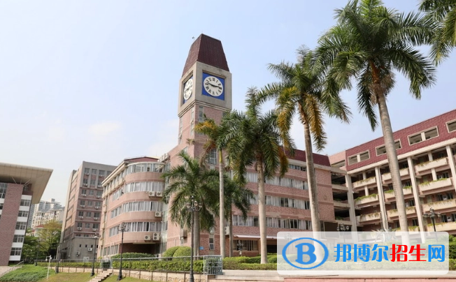 深圳市高級(jí)中學(xué)中心校區(qū)、深圳市高級(jí)中學(xué)東校區(qū)2022錄取分?jǐn)?shù)線（2023參考）