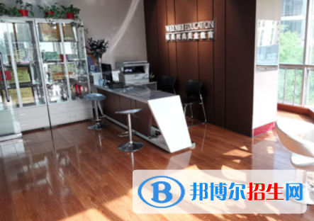 寶雞唯美發(fā)型化妝攝影專業(yè)學(xué)校地址在哪里，哪個(gè)地區(qū)，哪個(gè)城市?