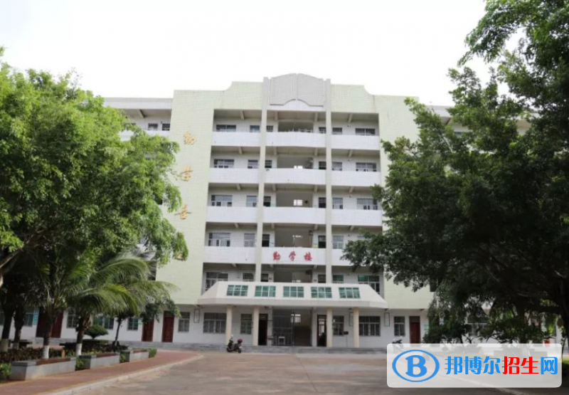 2023臨高縣新盈中學(xué)招生計(jì)劃 招生人數(shù)是多少(附要求、條件、對(duì)象)